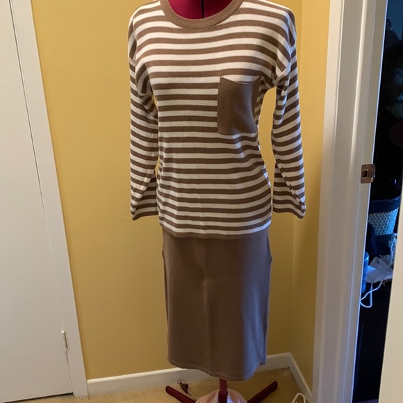 Club nicco striped sweater with solid coloured knit skirt - Picture 1 of 11